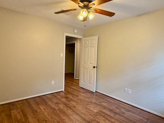 Building Photo - 3602 Chapel Square Dr