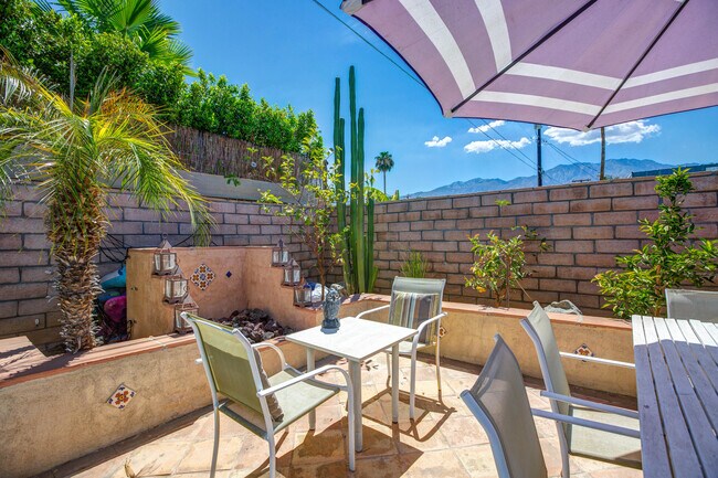 Building Photo - 4385 E Pso Caroleta