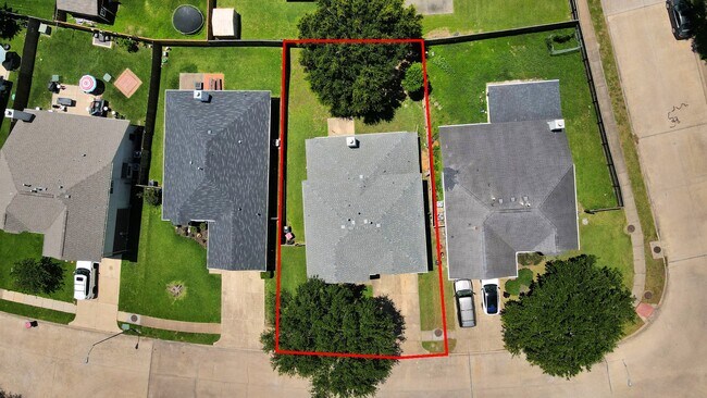 Building Photo - 3506 Evergreen Sq Trl