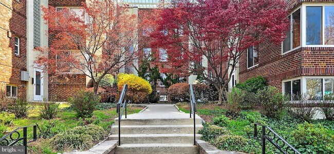 Building Photo - 5405 9th St NW