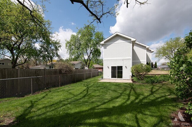 Building Photo - 1170 McCarthy Rd