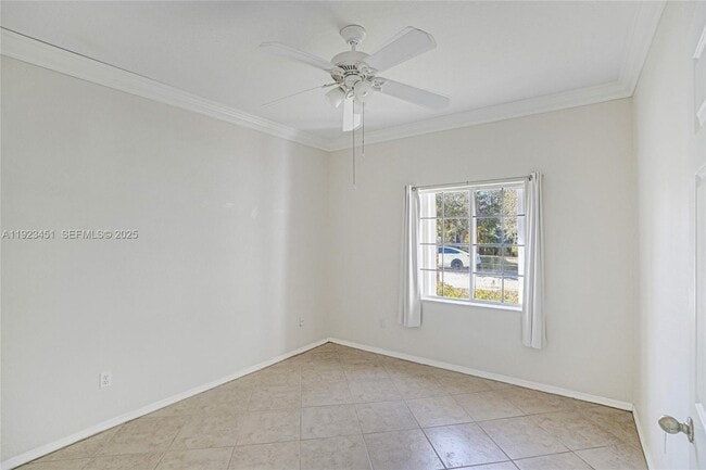 Building Photo - 345 SW 188th Ave