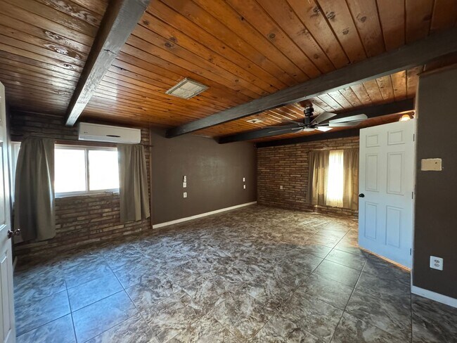 Building Photo - This home has ALMOST EVERYTHING.