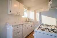 Building Photo - 376 W 700 N