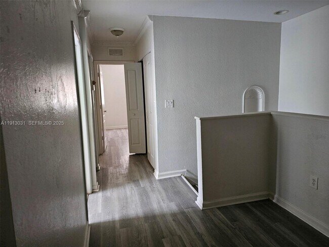 Building Photo - 21417 NW 13th Ct