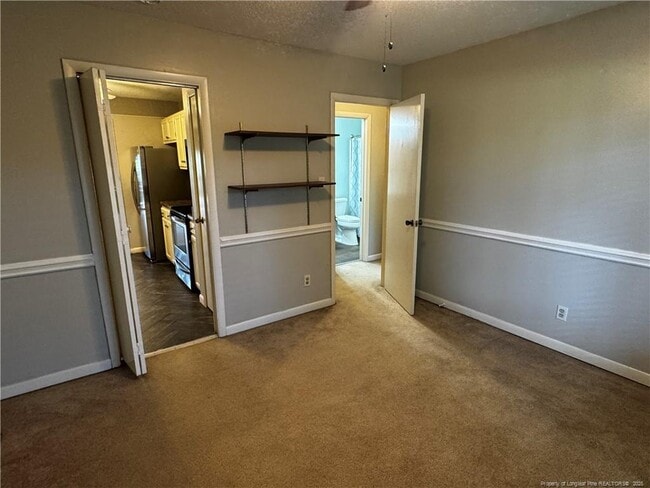 Building Photo - 6743 Irongate Dr
