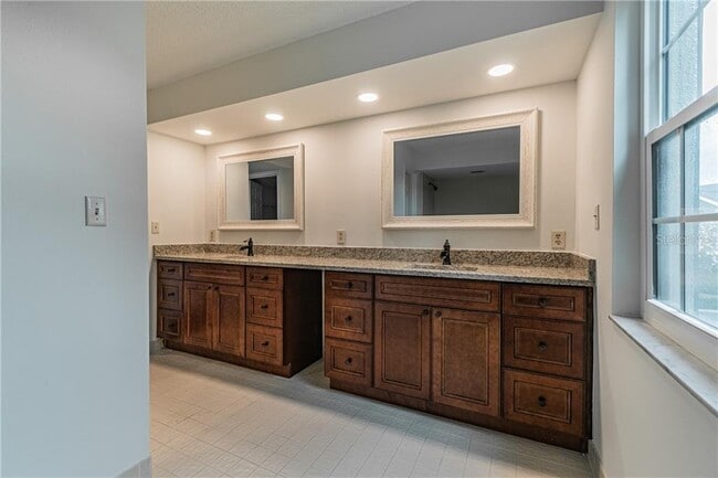 Building Photo - 14820 Rue De Bayonne