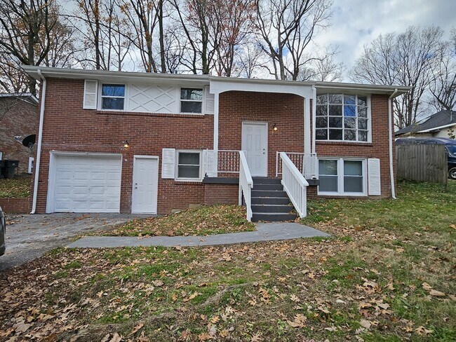 Building Photo - 317 Melvin Jones Dr