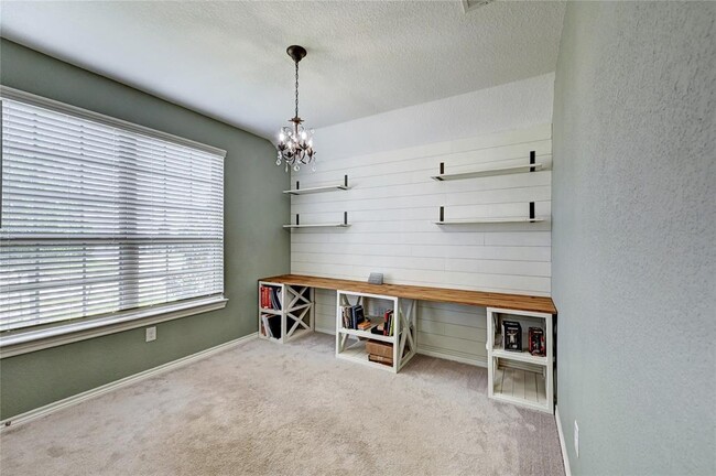 Building Photo - 23847 Northwood Terrace Ln