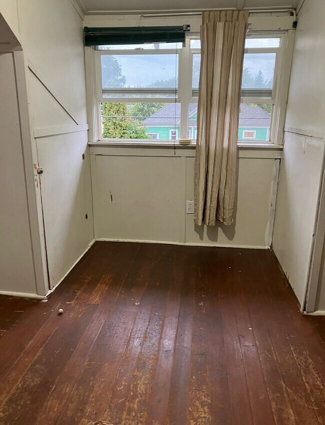 Building Photo - 509 N Cle Elum St