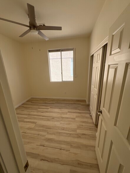 Building Photo - 2493 W Richmar Ave