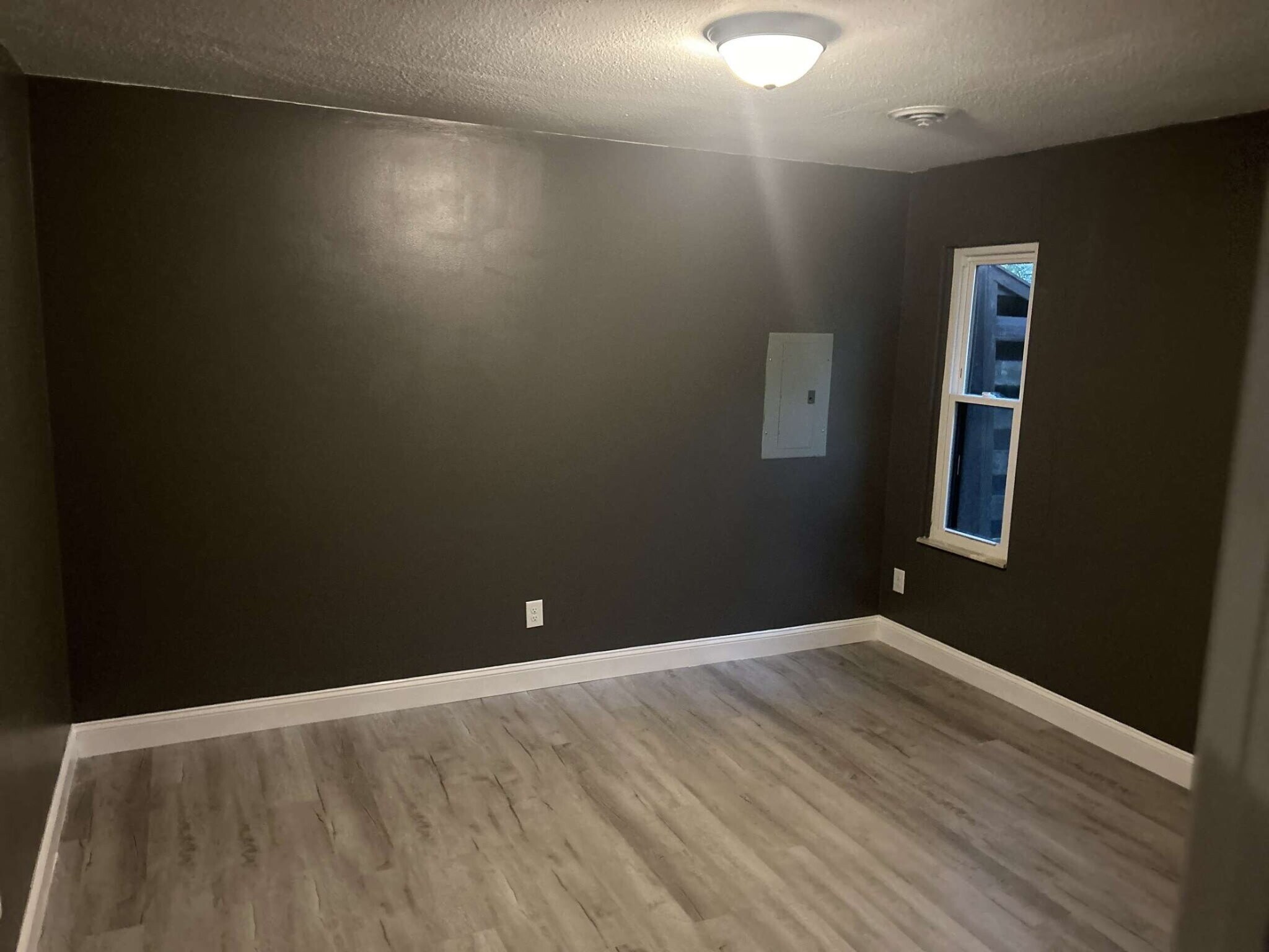 Bedroom (1) - 126 Kesterson St