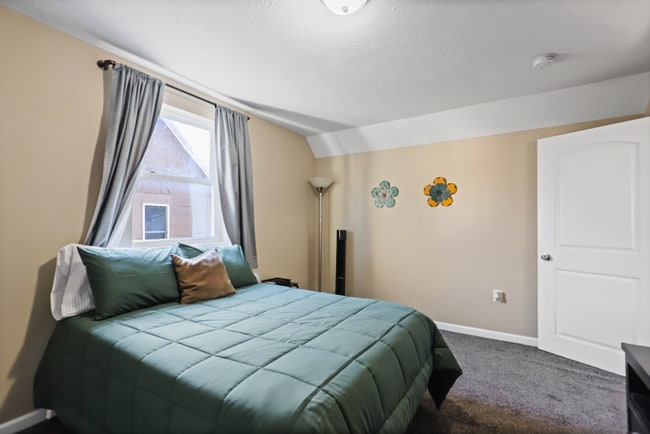 Building Photo - 124 Griggs St SW