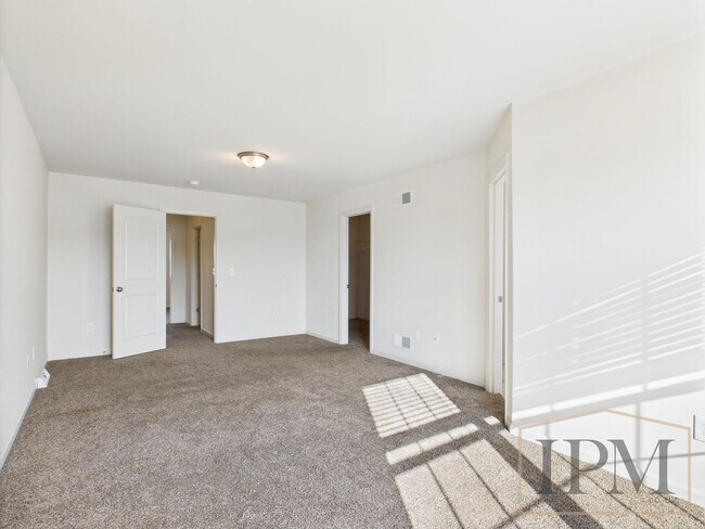 Building Photo - Coming Soon - Spacious 2 Bedroom, 2.5 Bath...