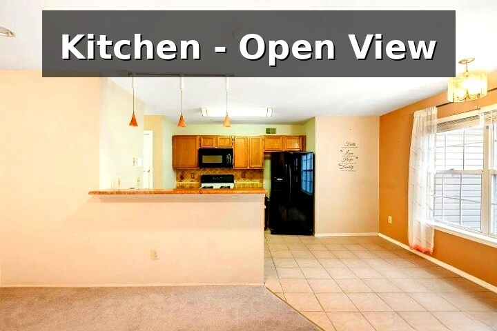 Building Photo - 415 Plymouth Rd