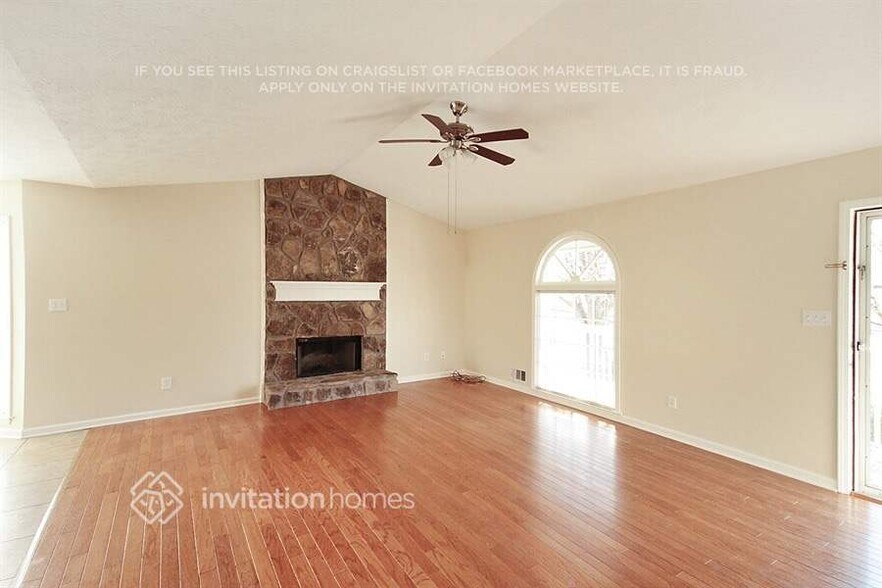 Building Photo - 95 Sweetwater Ln