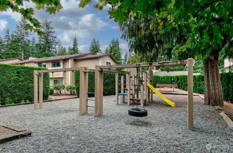 Building Photo - 17535 150th Ct SE