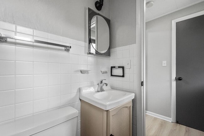Building Photo - Cozy 3 bedroom home in Penn Hills availabl...