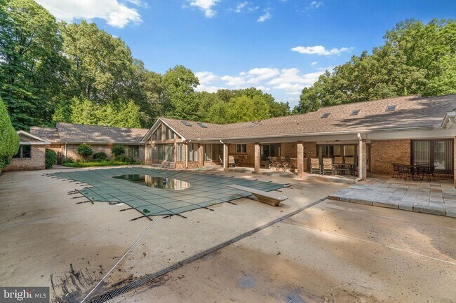 Building Photo - 4233 Buckskin Wood Dr