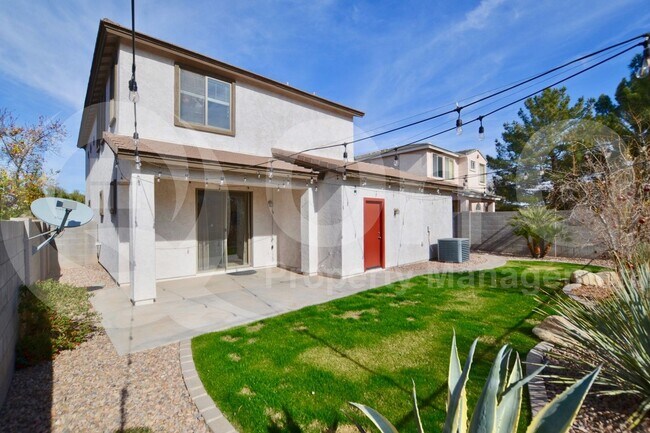 Building Photo - 3793 E Stampede Dr