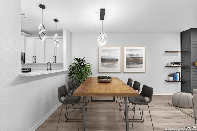 Building Photo - 8030 Bluewater Cove