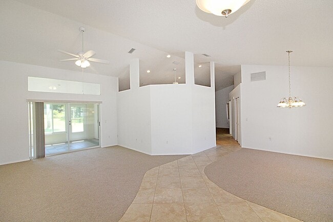 Building Photo - Lakes of Jacaranda Annual Home for Rent