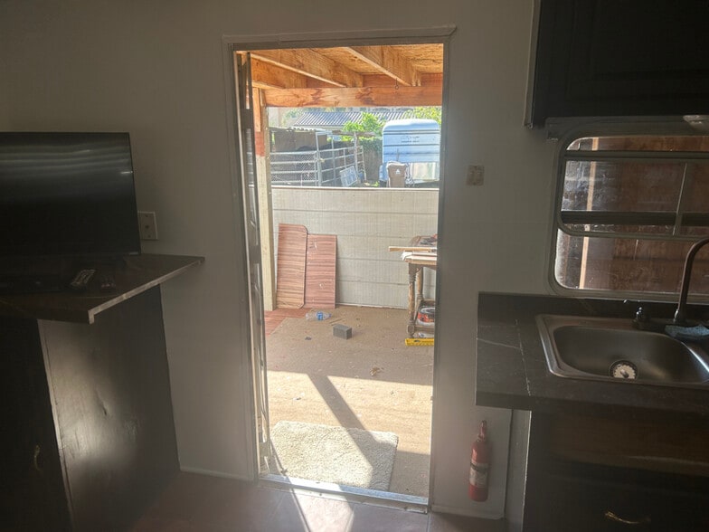 Building Photo - 15533 El Cajon St