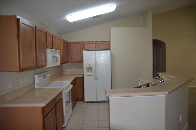 Building Photo - 4/2 Home in Moss Park Ridge of Lake Nona w...