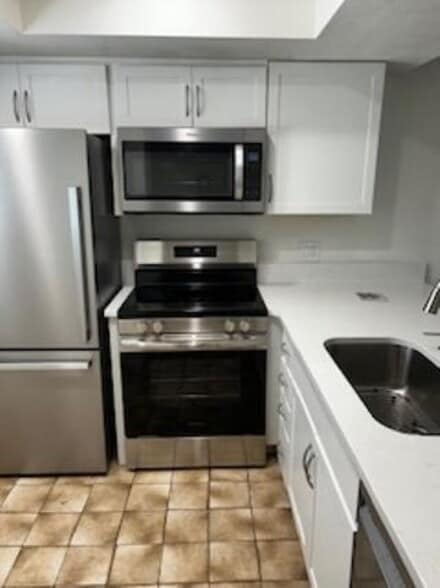 Kitchen - 1720 Murrell Rd