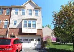 Building Photo - 54 Pate Dr