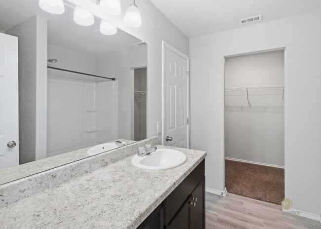 Building Photo - 7526 Crestway Ridge