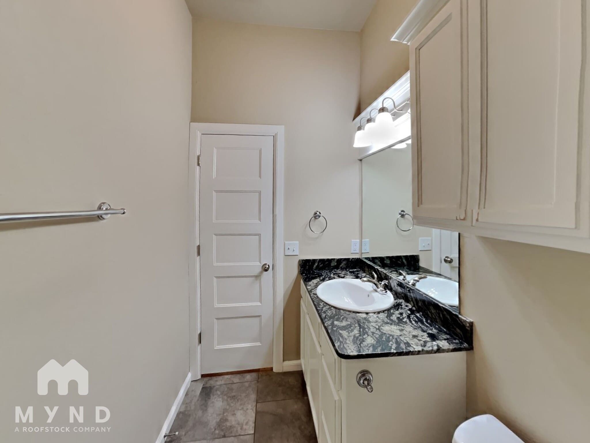 Building Photo - 1012 Merlin Dr