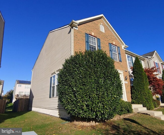 Building Photo - 912 Glaze Ct