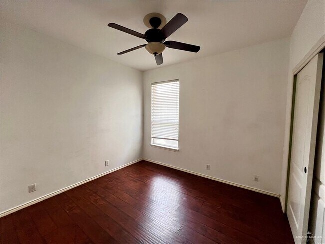 Building Photo - 3304 San Rafael St