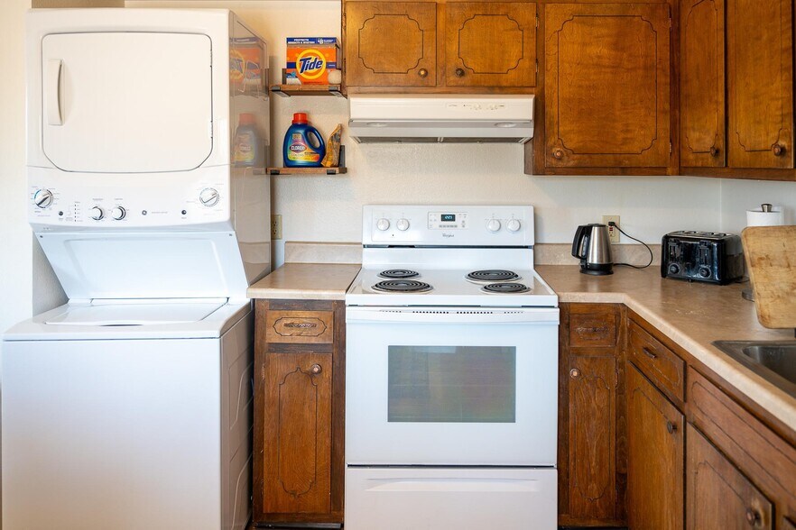 Building Photo - 104 N 25th St