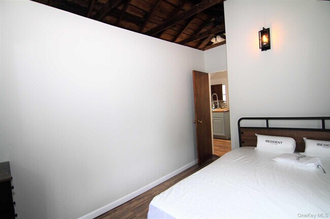 Building Photo - 71 Miller Rd