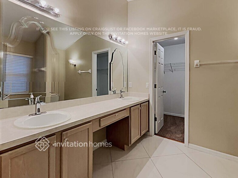 Building Photo - 916 Shaw Cir