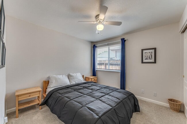 Building Photo - FULLY FURNISHED Sparks home with all utilities included and flexible lease options