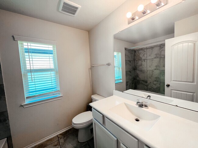 Building Photo - 5727 Pampus Prairie Rd