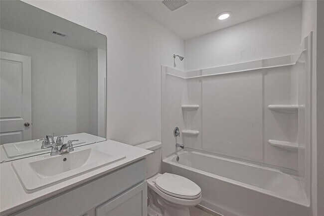 Building Photo - 28930 Rustic Windmill Wy