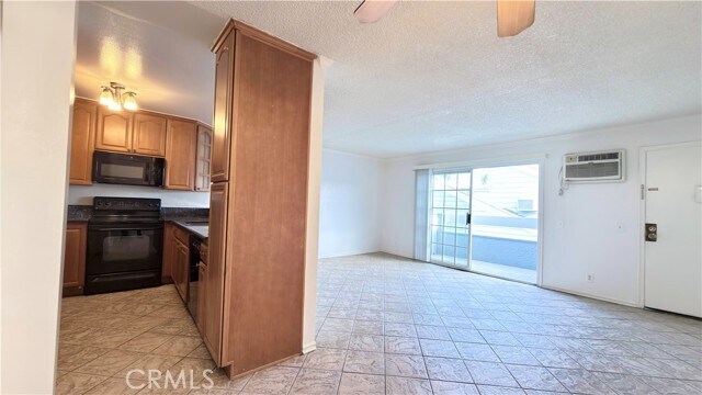 Building Photo - 20930 Parthenia St