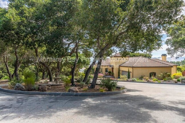 Building Photo - 287 Laureles Grade