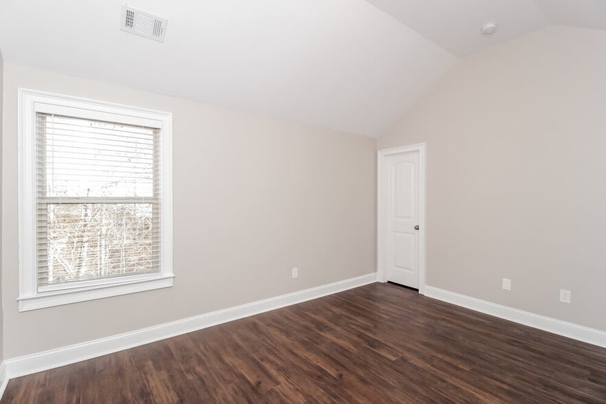 Building Photo - 125 Cleburne Pl