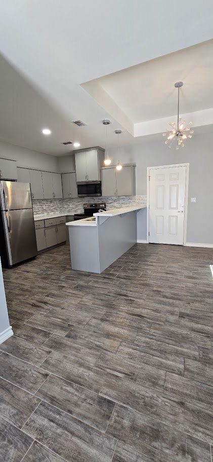 Building Photo - 3918 Las Vistas Ln