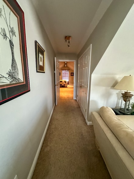 Building Photo - 288 38th Ave N