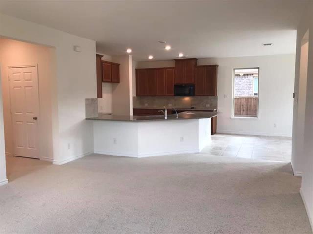 Building Photo - 8089 Rabbit Dr