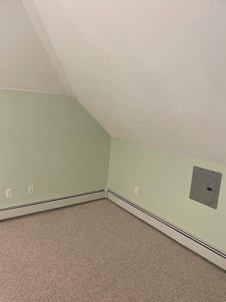 Level 2 - Living Room - 19 Central St