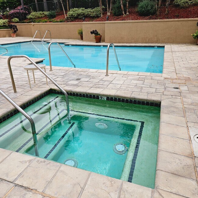 Pool and Spa - 3448 Hathaway Ave