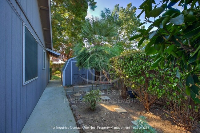 Building Photo - 605 McDevitt Dr