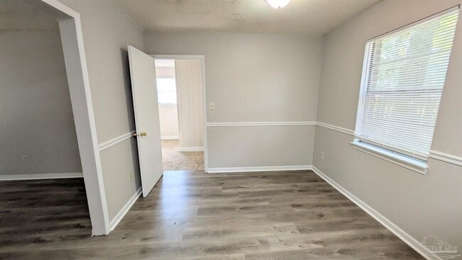 Building Photo - 4233 W Avenida De Golf